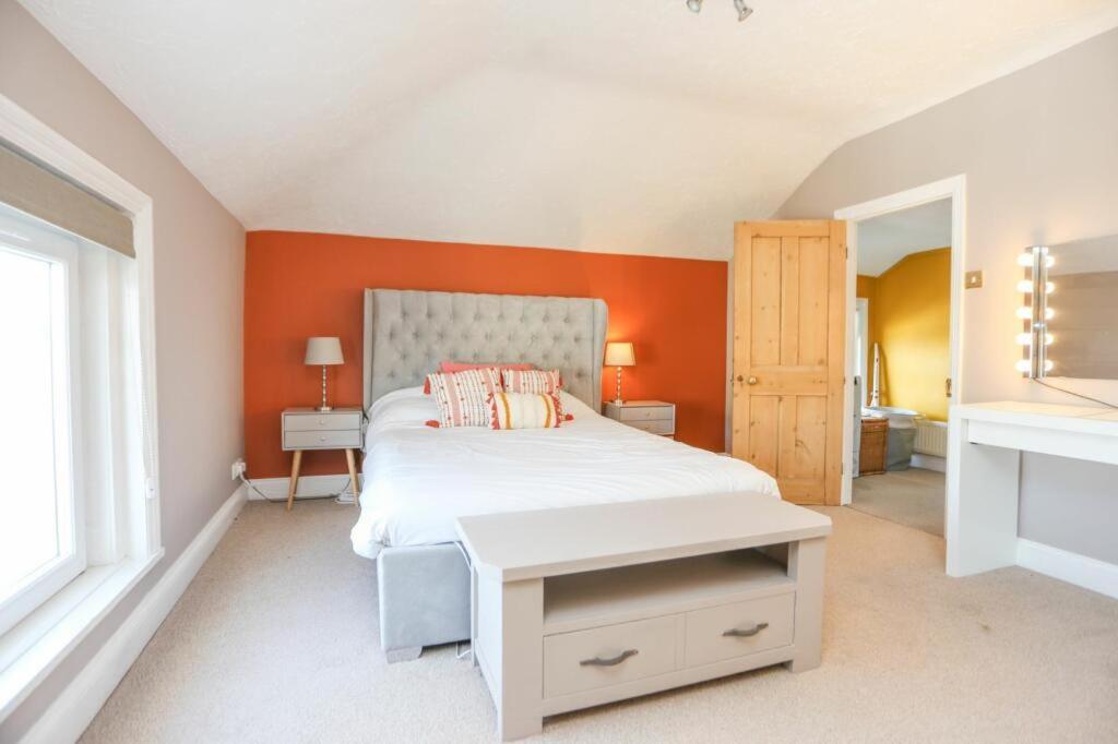 Southsea Historic Gem - Elegant Apartments Portsmouth Extérieur photo